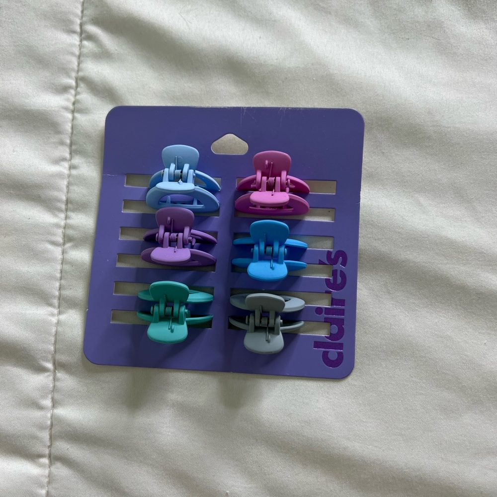 Hair clips